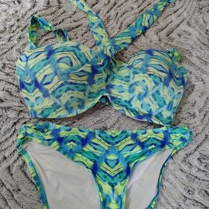 Coco Reef Bikini Top size 36/38 DD, bottom sz Lrg